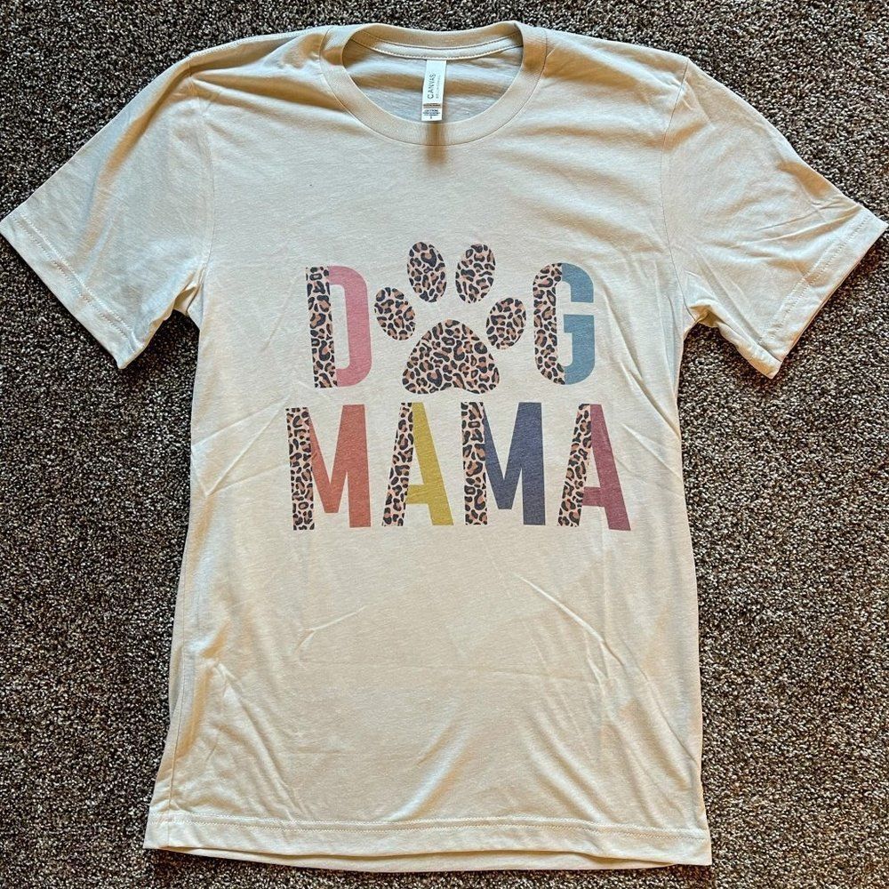NWT Colorful Leopard Print Dog Mama Tee